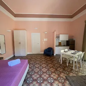 faraone-apartments.sicilyhotelsitaly.net/